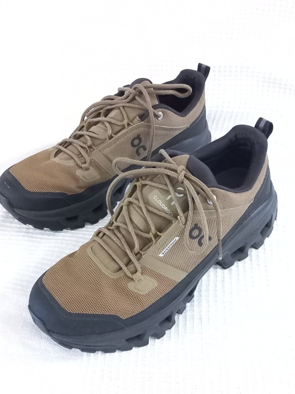 ON RUNNING Cloudrock khaki hiking shoes